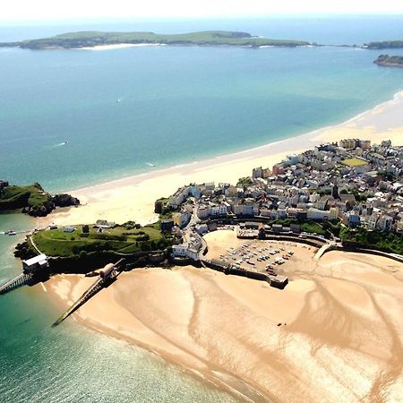 Old Quay Escape Villa Tenby Exteriör bild